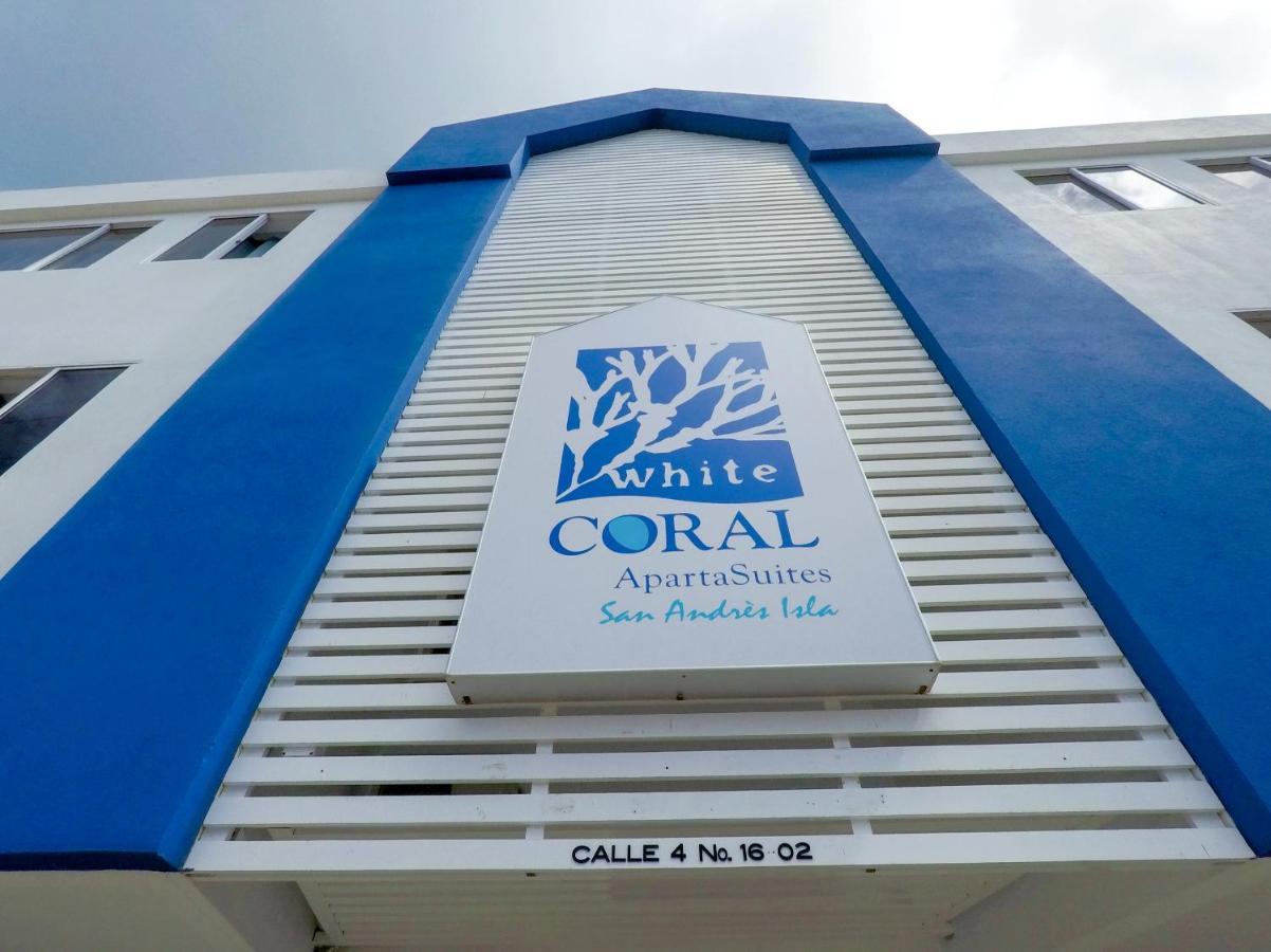 White Coral Apartasuites San Andres  Exterior photo